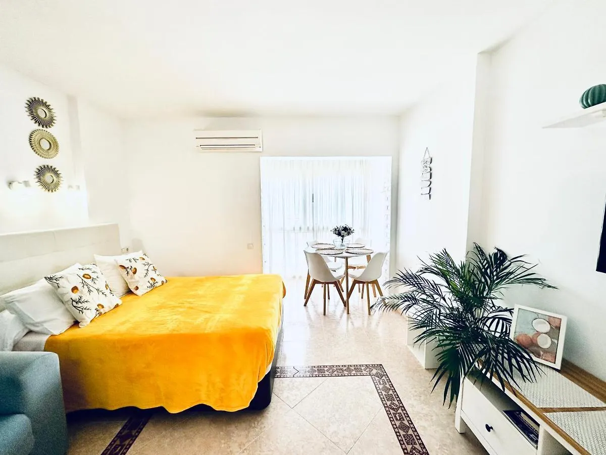 Iris Vistas Sea & Sun Benalmadena Apartment